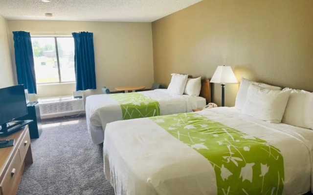 Designer Inn & Suites