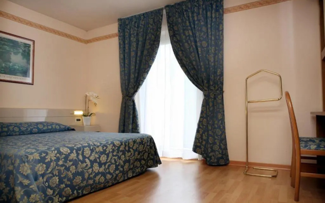 Hotel Excelsior