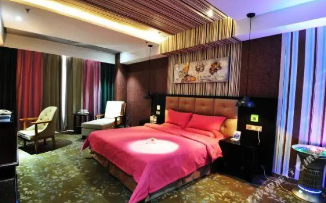 Peng Yu Carlton International Hotel