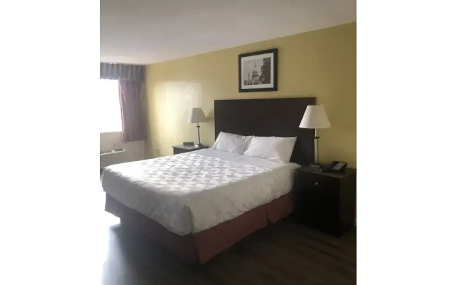 America's Inn