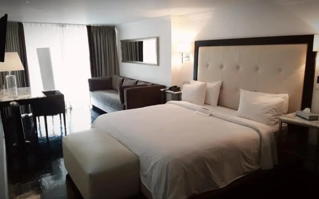 Suites Londres 212