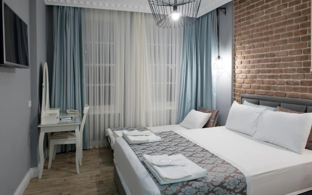 Luna Boutique Hotel