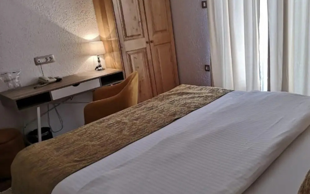 Hotel Ideal