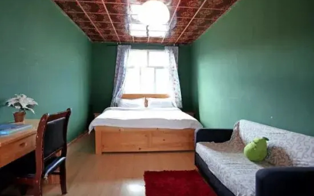 Lvpeng Youth Hostel