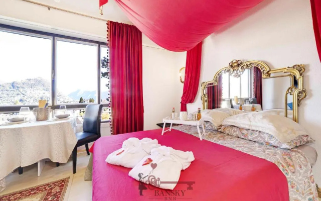 ROMANTIC LOFT with Outside Swimming Pool, 400m from Lugano Station