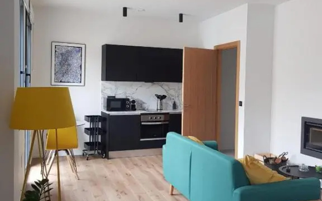 Párpados, casa con jacuzzi para dos