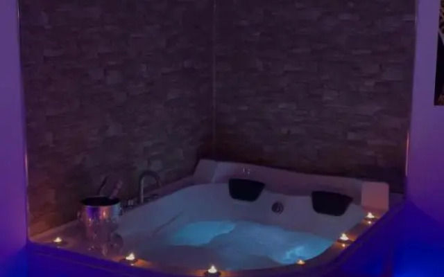 B&B la Perla & Suites (Adults Only)