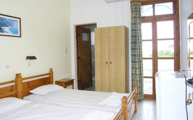 Esperida rooms & studios