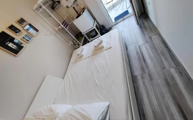 Eva Beach Studio