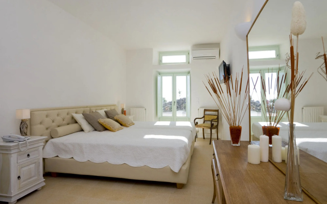 Blackrock Villa