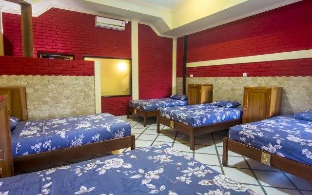 Puri Hostel