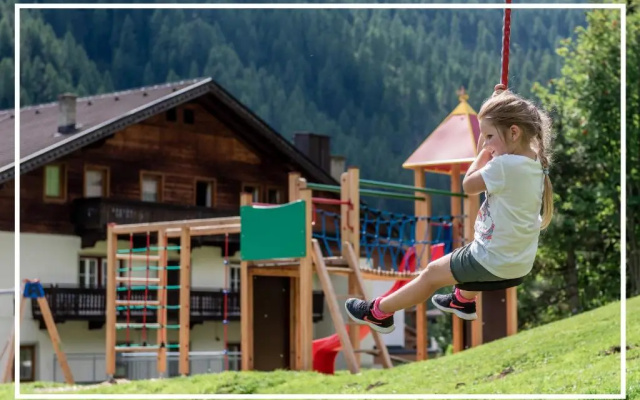 Gutshof - Urlaubsresort Hafele