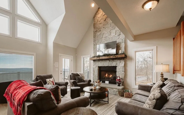 La Bella Vita by Taylor Made Deep Creek