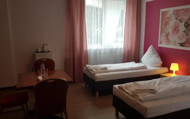 Hotelik Kameleon Pokoje Gościnne