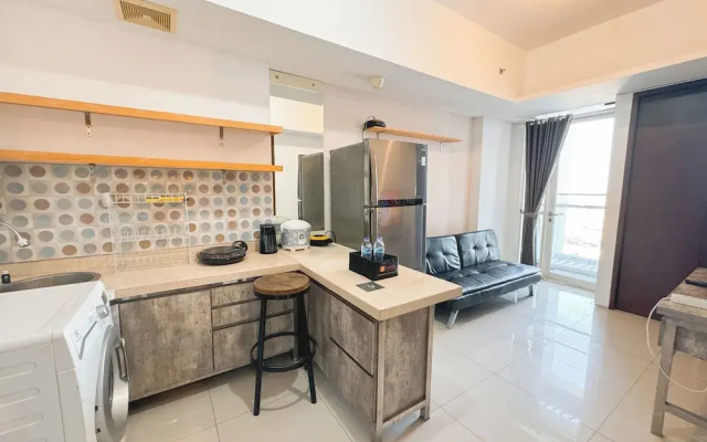 Good Location And Serene 2Br At Linden Apartment