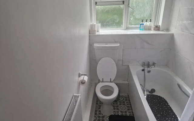 Immaculate 1-bed Apartment in Woodford Green