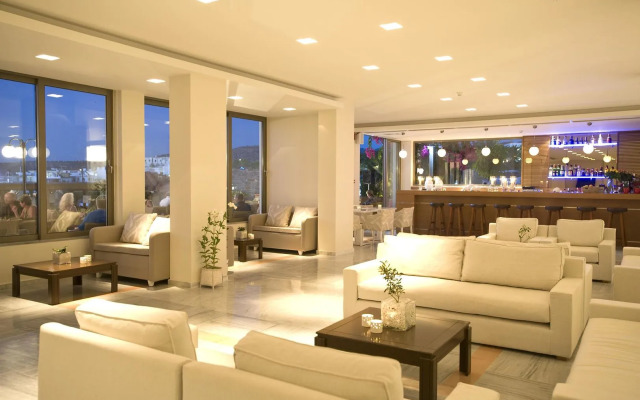 Maritimo Beach Hotel