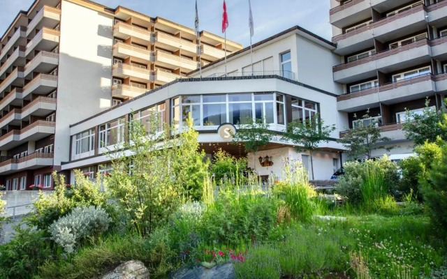Mountain Plaza Hotel