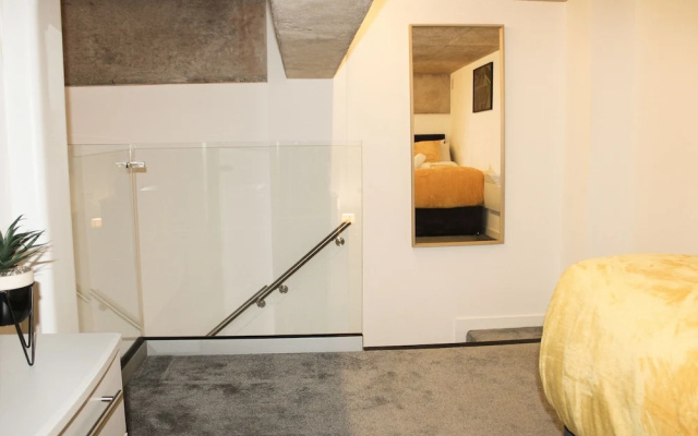 Modern Luxury Serviced Duplex Apartments by Repose