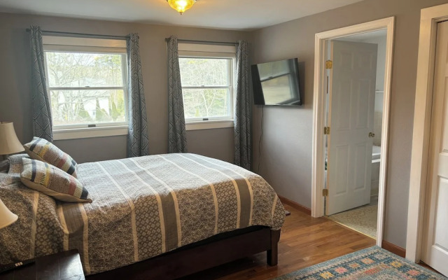 Christmas Cove Inn