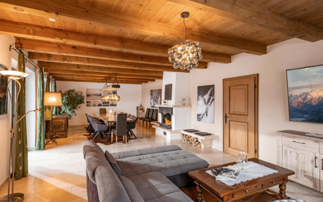 Exclusive Villa Tirol