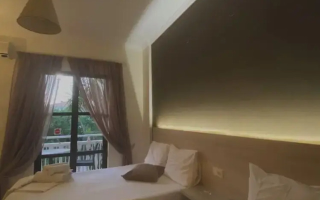Marinos Rooms
