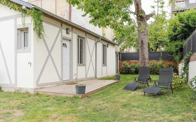 Townhouse With Garden 100m From Place Morny