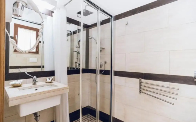 Leano Agriresort - Superior Single Room