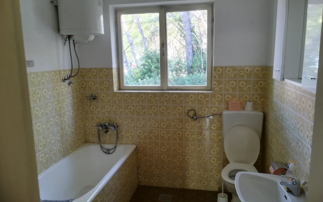 Holiday house VEKY - 50m from sea: Susica, Island Ugljan