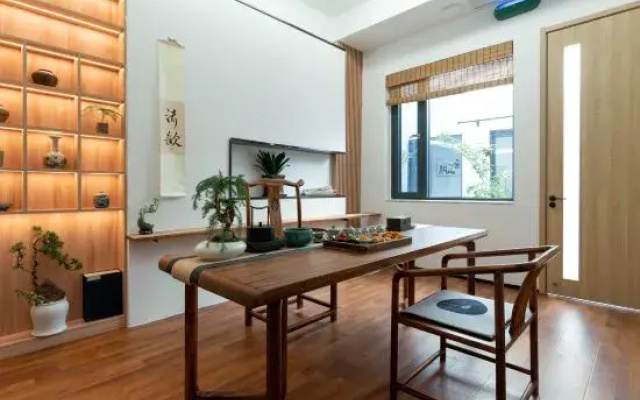 Heyi Shanyin Homestay (Linyishan Huaqing Palace)