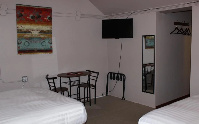 Deep Water Inn