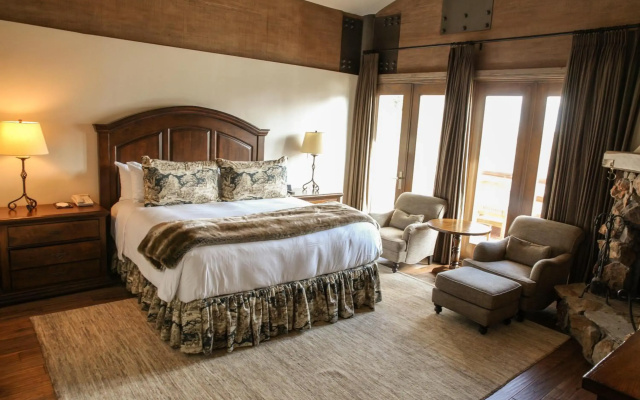 Stein Eriksen Lodge