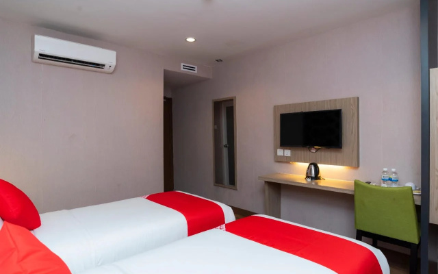 Hotel 101 Ulu Tiram