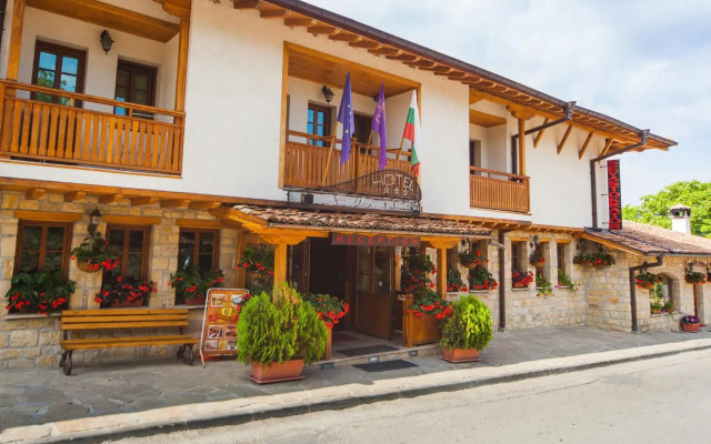 Park Hotel Sevastokrator