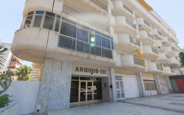 Apartamento Arquus III  by Iberplaya