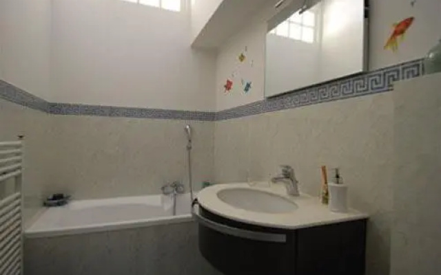 Riva Di Reno Halldis Apartment