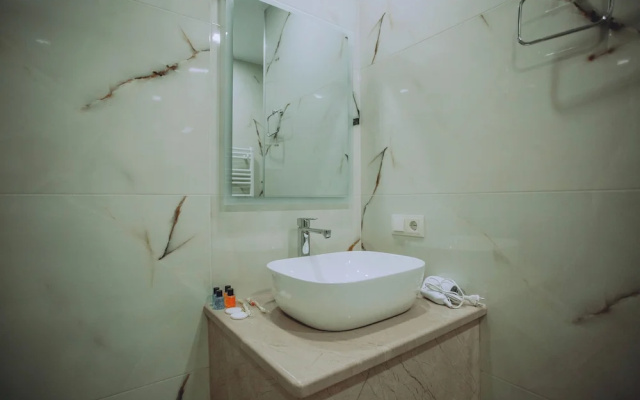 Deluxe room · Royal Medis Hotel — photo 34