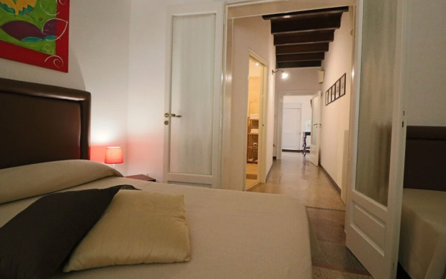 Palazzo De Tomasi B&B
