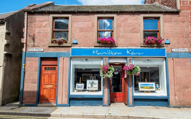 Unique 2 Bedroom Flat Kirrie Scotland
