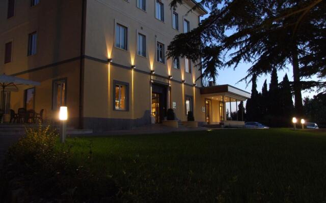 Domus Park Hotel Rome вид на фасад