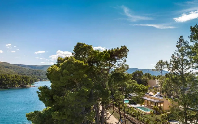 Valamar Amicor Resort