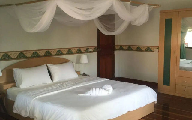 Lyndale Lodge