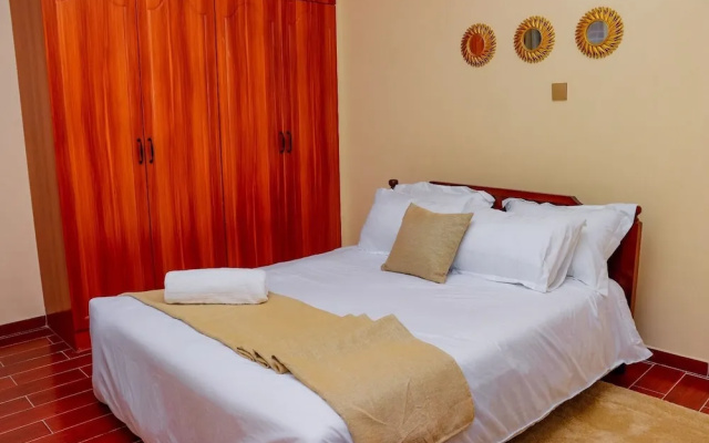 Lux Suites Kileleshwa Business Apartments