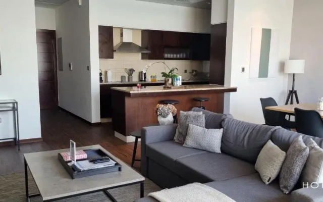 Palm Jumeirah 1BR luxurious & gorgeous view