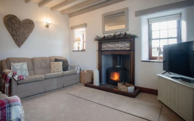 Tregoyr - 3 Bedroom Holiday Home - St. Florence