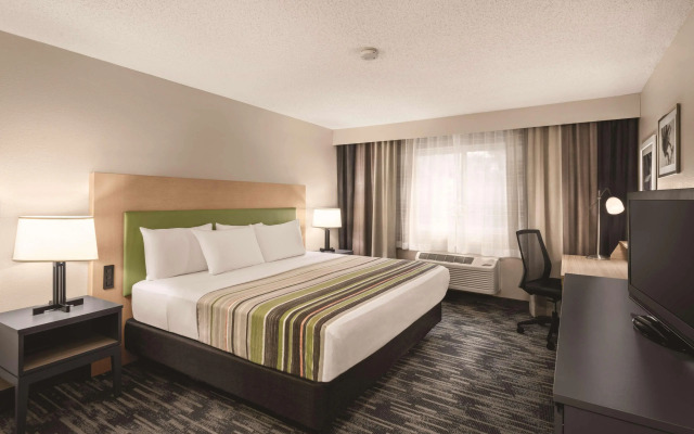 Country Inn & Suites by Radisson, Northfield, MN