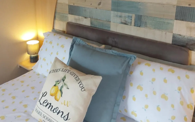 Dog Friendly Caravan on the Northumberian Coast