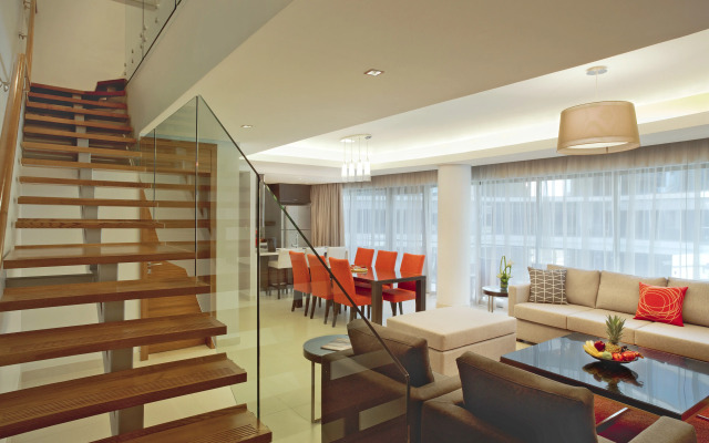 Majestic Arjaan by Rotana Hotel