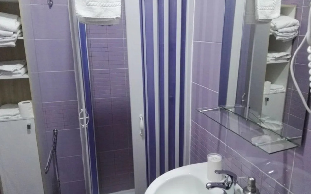 Cavour Rooms
