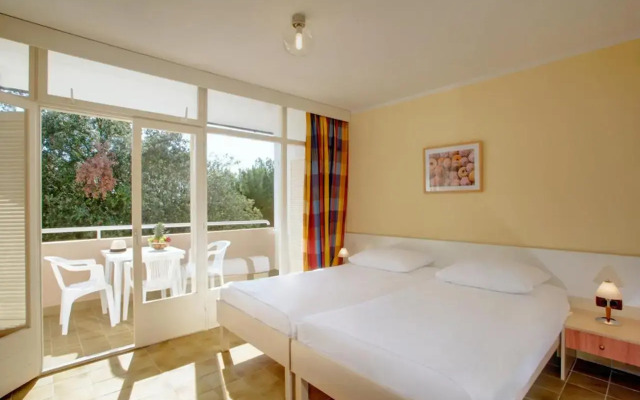Solaris Naturist Residence